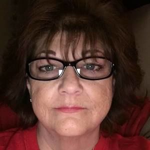 Meet your Posher, Gina